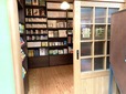 「熱風書房」の店内