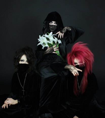 V系ライターが厳選! この夏注目の「新鋭ヴィジュアル系バンド」4