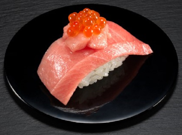 三段つかみ寿司～大とろとイクラ～