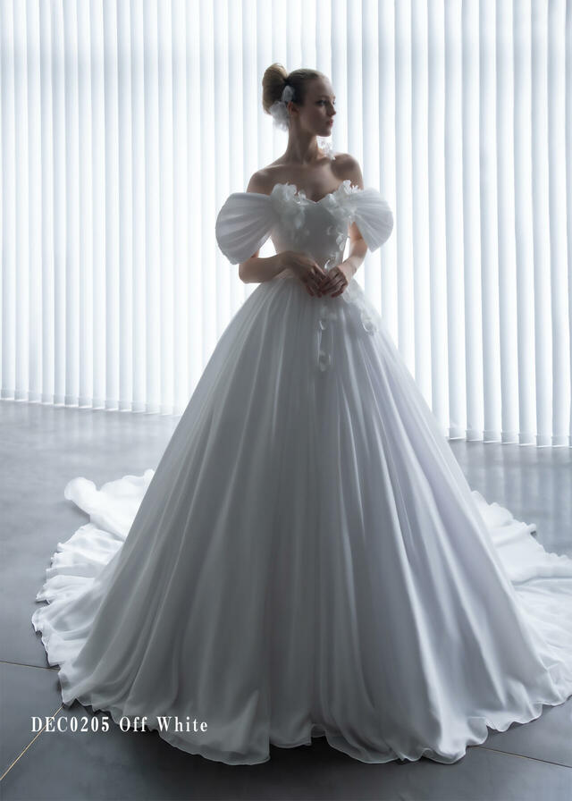 「Clef a decor-クレアデコール」新作ウェディングドレス　DEC0205_Offwhite