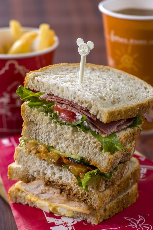 ニューヨーク・デリ「マイルハイ・デリ・サンド」