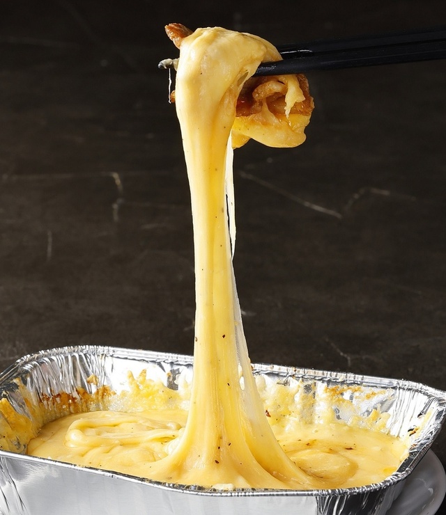 「のび～るチーズソース」