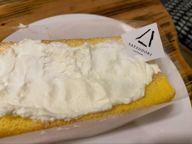 【YATSUDOKI 牛乳と卵とはちみつの生ケーキ】シンプルだからこそ素材の良さが目立ちます