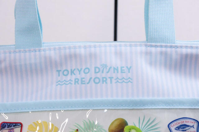 スーベニアランチケース ＋1400円｜夏らしい東京ディズニーリゾートのロゴ