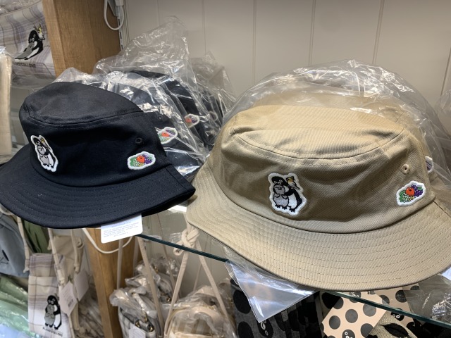 フルーツ・オブ・ザ・ルームとコラボしたハット