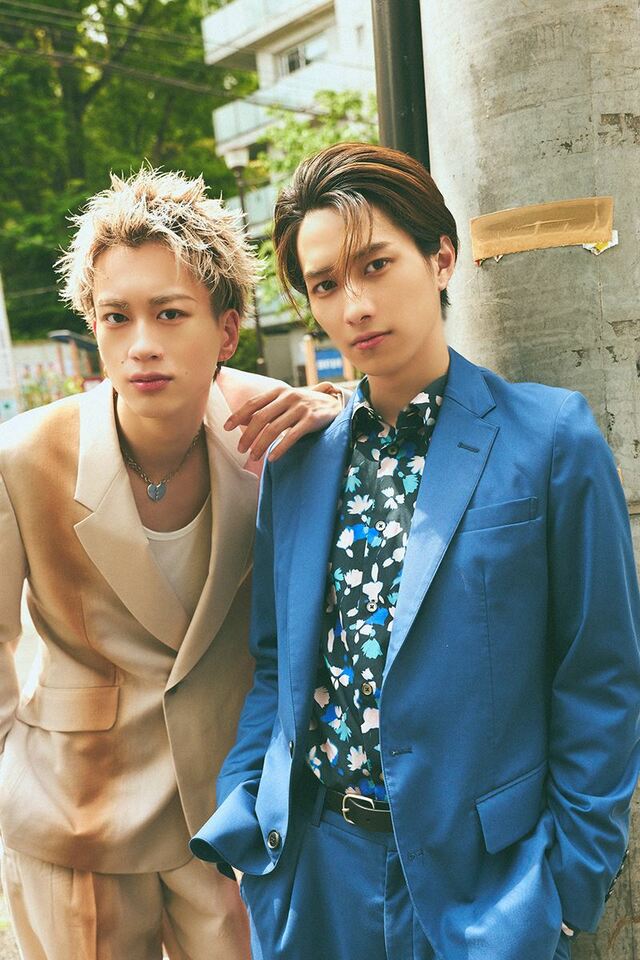 左から)MORRIE、YUMA