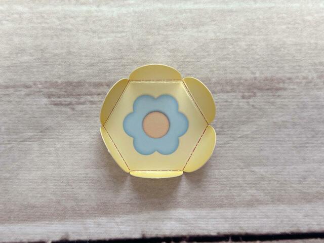 だいざ2。こちらも折り筋を折った図