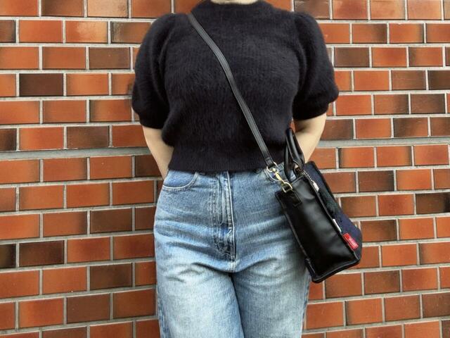 ショルダーストラップを長めにして、斜めがけで持ってもかわいいです！