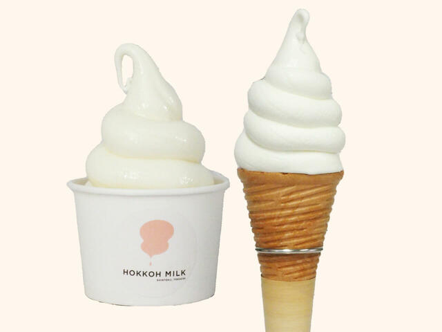 「濃厚ふわふわミルクソフト」＜価格：510円（税込）＞【アイスクリーム万博開催！全国から厳選された130種類以上のご当地アイスが福島に大集結！】