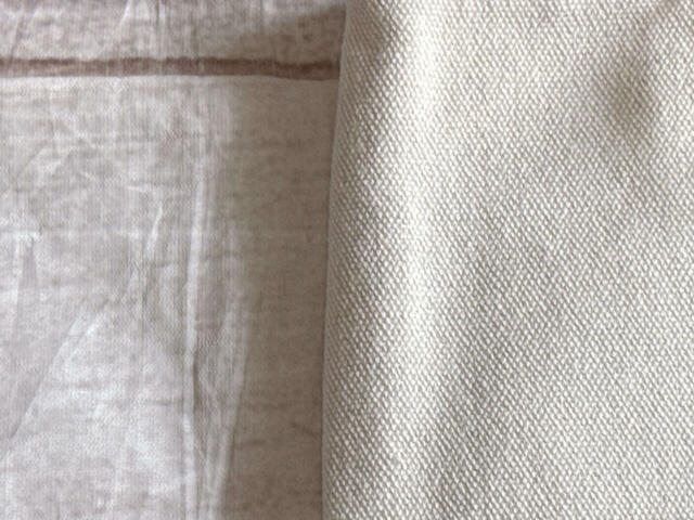 素材はポリエステルと綿の混紡。厚手で丈夫なしっかりとした生地