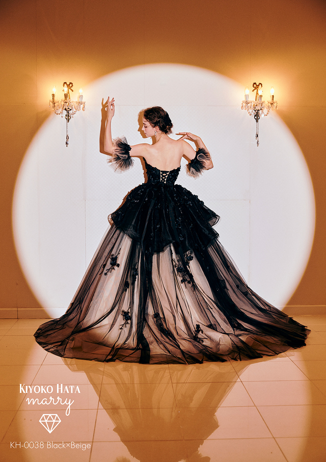KIYOKO HATA（キヨコハタ）×marry（マリー）新作ウェディングドレス　KH-0038_Black×Beige