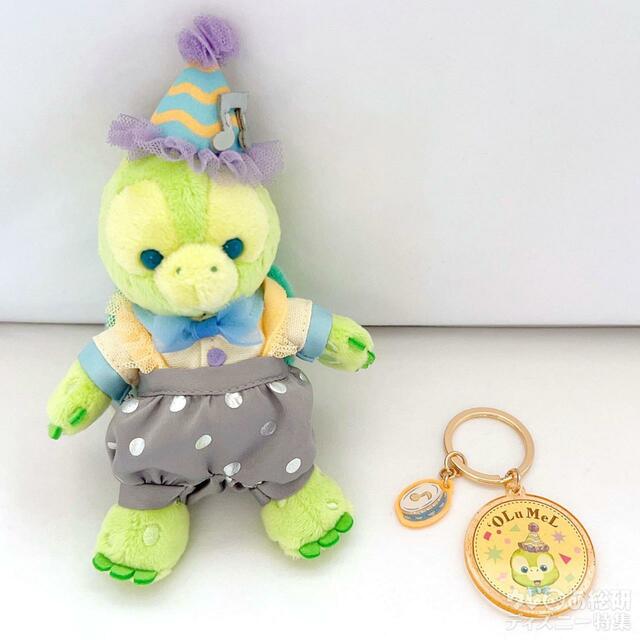 「 ダッフィー＆フレンズのフロム・オール・オブ・アス 」キーチェーンセットとぬいぐるみバッジ