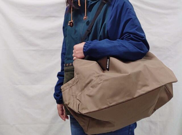 ワンショルダー持ちした場合