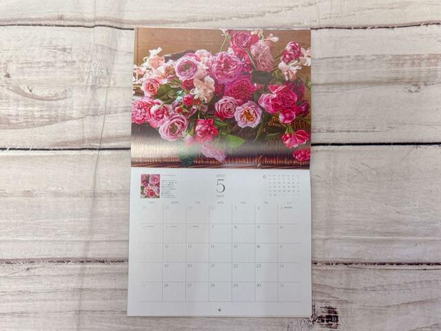 5月のキーワードは、「ローズピンク、グリーン、野の花」