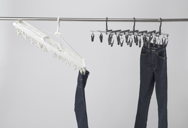 幅が変えられるインテリア洗濯ハンガー 