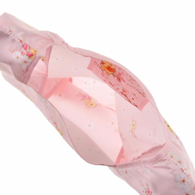 プーさん＆ピグレット ショッピングバッグ・エコバッグ SAKURA 2022／990円 (税込)