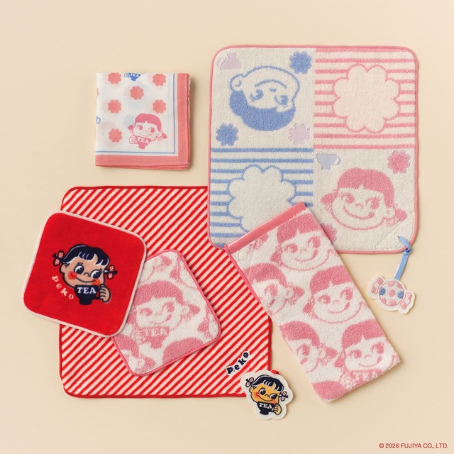 【ペコちゃん×Afternoon Tea LIVING】チャーム付きミニタオル 各￥1,100、ミニミニタオル　各￥660、ハンカチ ￥1,650、タオルポーチ ￥1,540