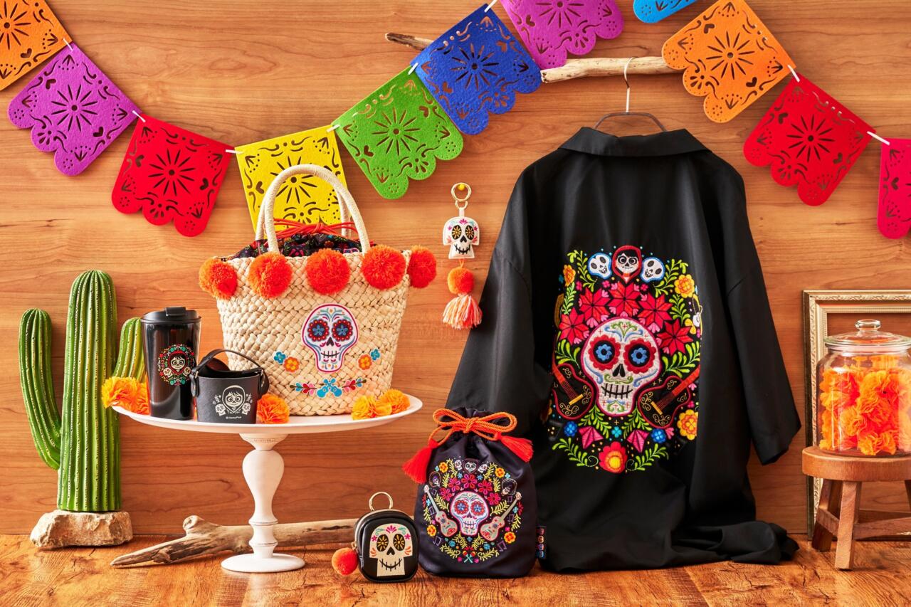 ミゲル ヘクター エルネスト・デラクルス クッション ギター