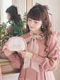 【Maison de FLEUR×青木美沙子×Marroncream】Marroncream フリルラウンドポーチ カラー：Pink 価格：￥4,400