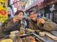 【気になる韓国、ソウルの今vol.35】「ソウル酒場ツアー」に参加されたお父さんと娘さんのコンビ