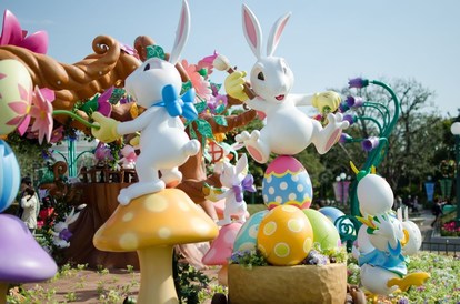 東京ディズニーランド名物 エッグハント 難関コースに ノーヒント でチャレンジしてみた 2 4 ディズニー特集 ウレぴあ総研 東京ディズニーランド名物 エッグハント 難関コースに ノーヒント でチャレンジしてみた 2 4 ディズニー特集 ウレぴあ総研