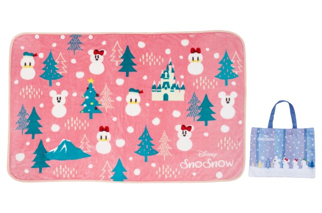 ブランケット 3,800円|(ブランケット)縦約90×横約145cm (バッグ)幅約40×高さ約29cm|東京ディズニーリゾート「ディズニー・クリスマス」2019|販売店舗:東京ディズニーランド「グランドエンポーリアム」、東京ディズニーシー「エンポーリオ」