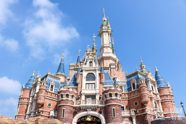 上海ディズニーランド「エンチャンテッド・ストーリーブック・キャッスル」