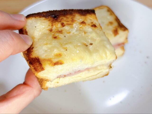 【TULLY'S クロックムッシュのホットサンド セット】濃厚なチーズ&ソースとサクッとした食パンが相性◎