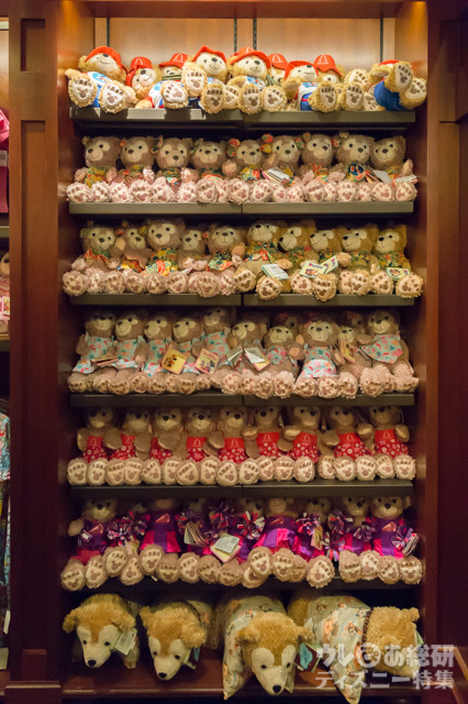 「カレパ・ストア」で販売されている、アウラニ限定ダッフィー