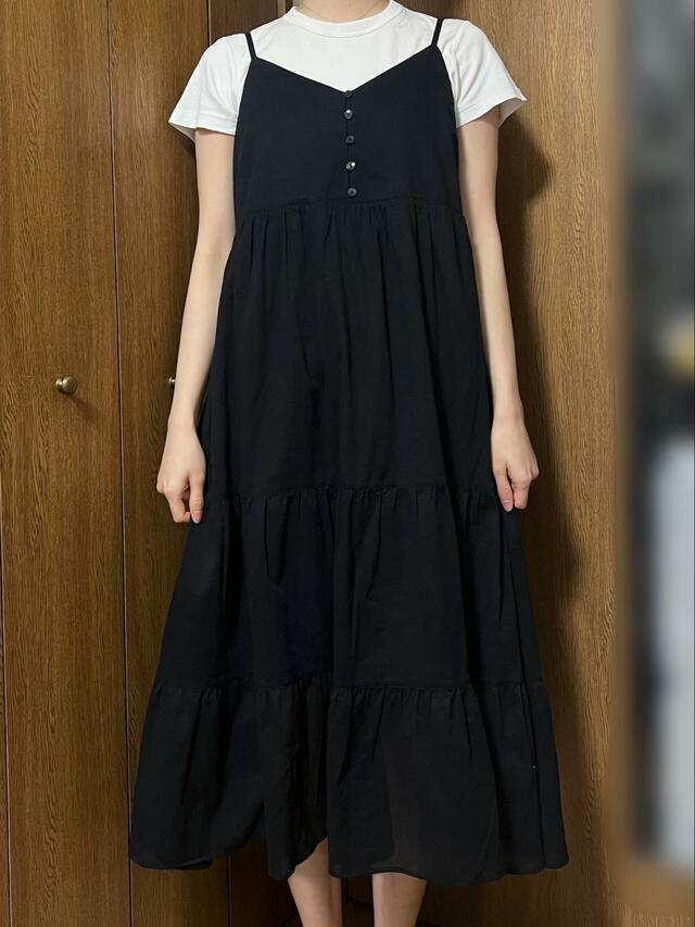 【ユニクロ クリンクルコットンキャミソールワンピース】ふんわり広がるAラインシルエットがきれい!