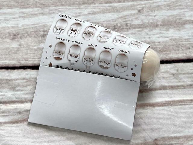 5つ目を開封！この色はもしや初登場の…？！