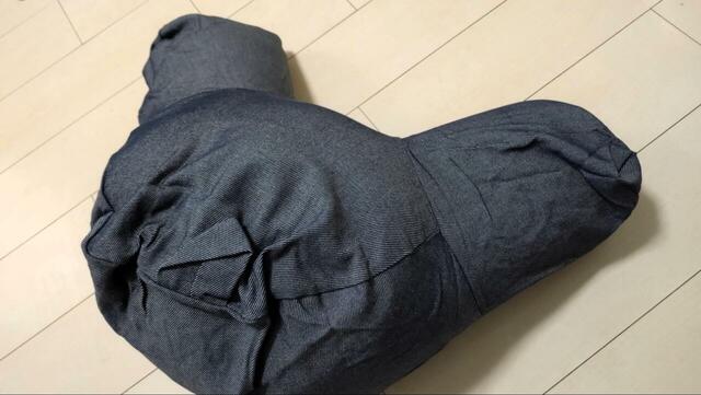 【ニトリ レストクッションカバー（ジェノア）】さまざまなデザインの専用カバーも。夏用のNクールタイプや秋冬用のNウォームタイプもあるようです