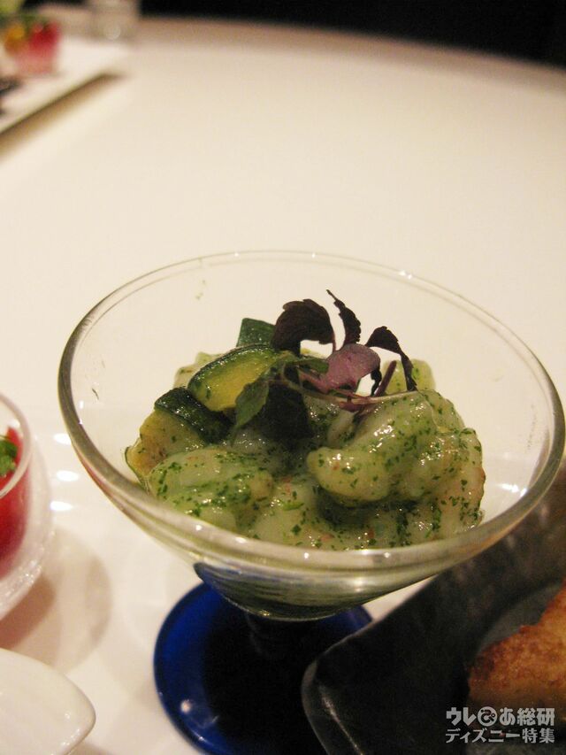 甘エビと旬のズッキーニのマリネ【“ダッフィー＆フレンズのウェア・スマイル・グロウ” カントニーズランチ】