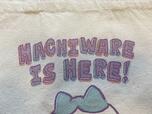 「HACHIWARE IS HERE!」のロゴが…!