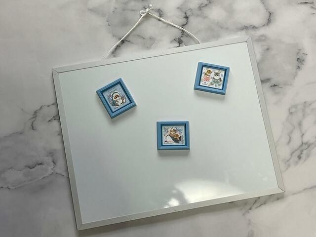 マグネットボードに貼ってみました♪