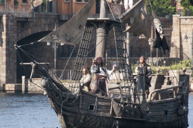 「パイレーツ・サマーバトル“ゲット・ウェット! ”」｜東京ディズニーシー「ディズニー・パイレーツ・サマー」2018年