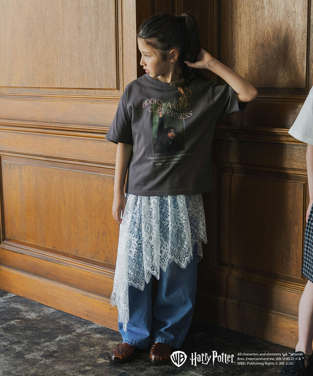 【GLOBAL WORK×ハリー・ポッター】Harry PotterヘビロッTEE半袖/キッズ　チャコール（Hermione Granger）2,790円（税込）サイズ：130-160cm