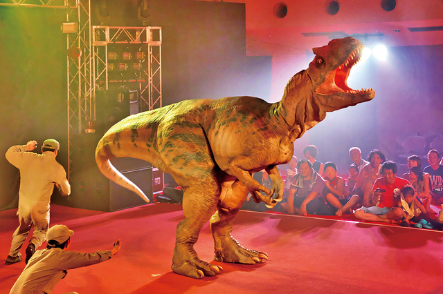 リアル恐竜体験「DINO-A-LIVE」｜豊橋市自然史博物館