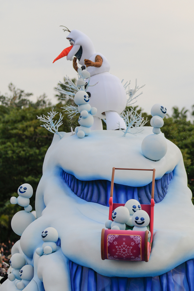 「フローズンファンタジーパレード」2016年｜東京ディズニーランド「アナとエルサのフローズンファンタジー」