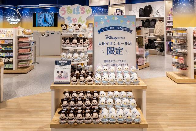【ディズニーストア 太田イオンモール店】店内のアイテム
