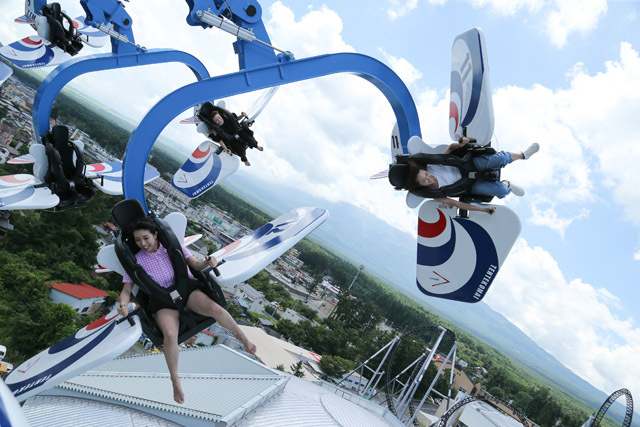 富士急ハイランド「テンテコマイ」