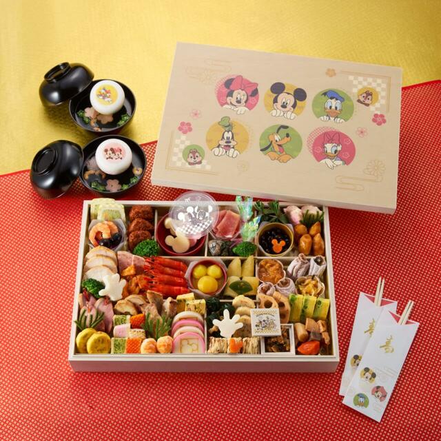 「おせち・特段重『ミッキー&フレンズ』」<価格:24,900円(税込)>【大人気『ミッキー&ミニー』や『ズートピア 2』『くまのプーさん』のおせちが登場!ベルメゾン「ディズニーデザインおせち」8月3日より予約スタート!】