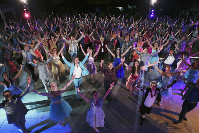 DESCENDANTS - Day 21. (Disney Channel/Jack Rowand) JEDIDIAH GOODACRE, SARAH JEFFERY, BOOBOO STEWART, SOFIA CARSON, DIANNE DOAN