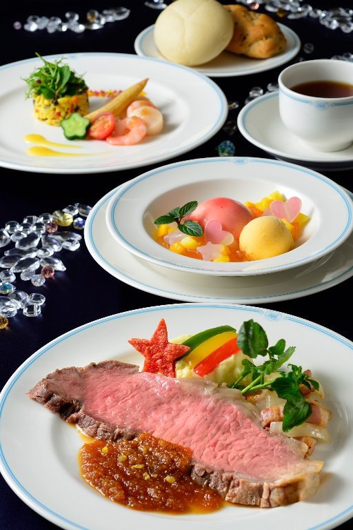 東京ディズニーランド　ブルーバイユー・レストラン「スペシャルセット」（3,800円）