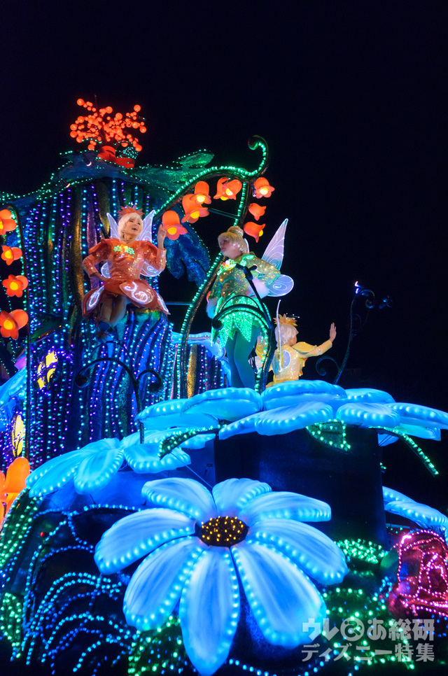 東京ディズニーランド・エレクトリカルパレード・ドリームライツ｜2017年「クリスマス・ファンタジー」