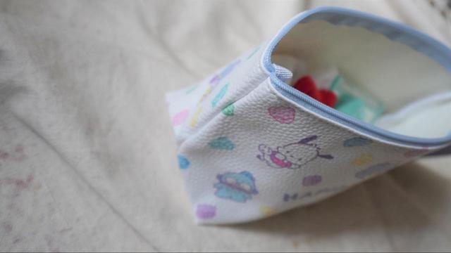 【サンキューマート はぴだんぶい コラボ 台形ポーチ】大容量で嬉しい