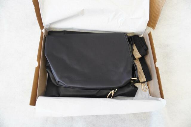 【軽量版！365日使えるエブリデイバッグBOOK by地曳いく子】開封してみると……