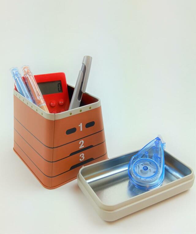 ロフト「THANK YOU GIFT」跳び箱缶　使用イメージ