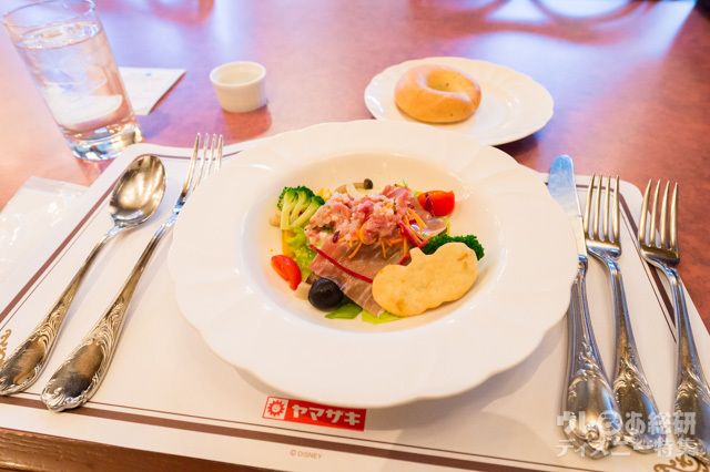 「イーストサイド・カフェ」スペシャルコース｜東京ディズニーランド「ディズニー・ハロウィーン」2016