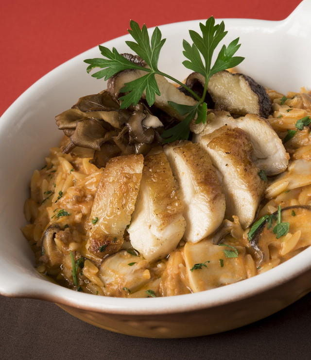 ■イルフォルノ [2F] きのこと鶏のリゾーニ 1,280円（税込）